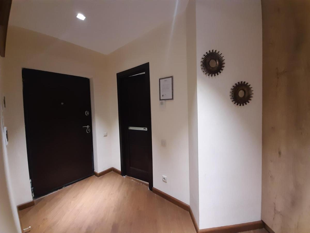 Pride Properties Welcomes You At 17 Buzant St 11-166 Yerevan Armenia Exterior photo